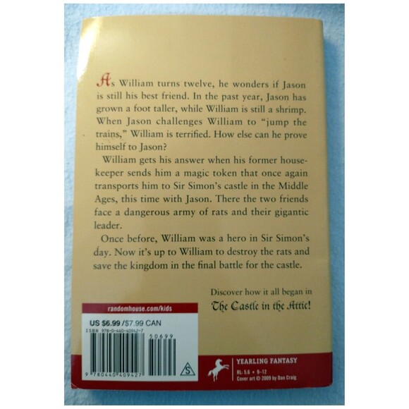 The Battle for the Castle by Elizabeth Winthrop - Picture 2 of 4